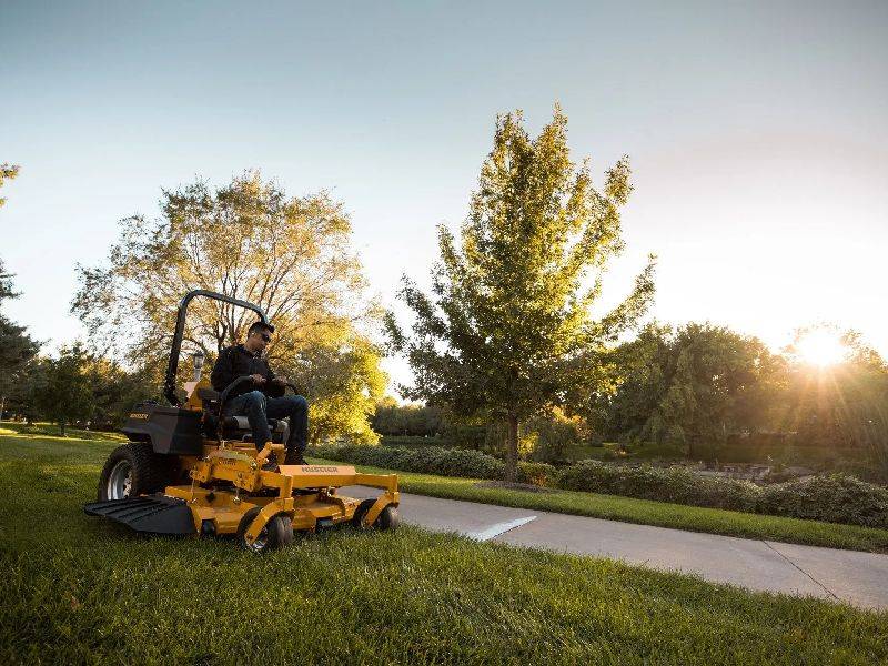 Commercial Hustler Mower Dealership in Texas